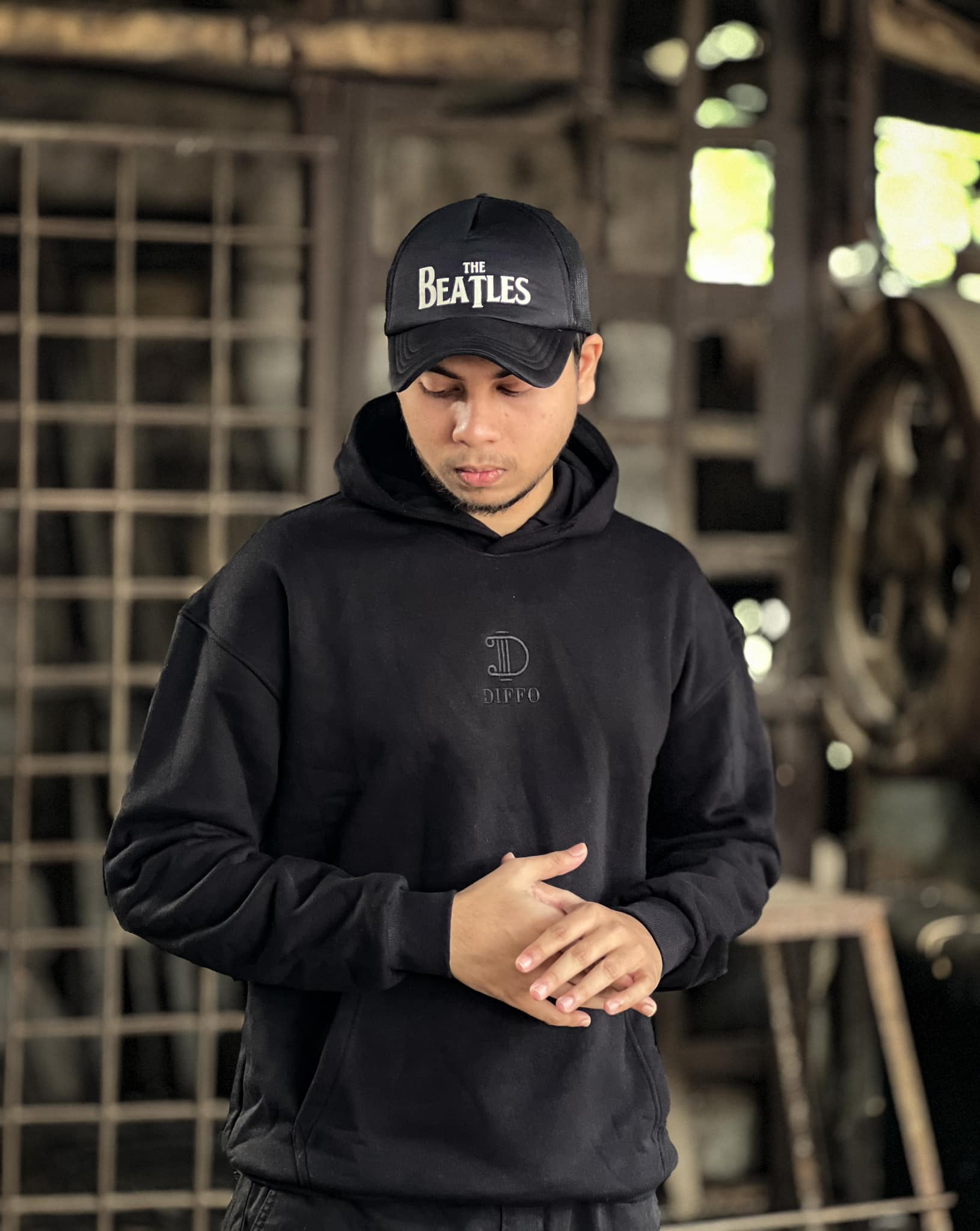 solid-black-1.jpg 𝐒𝐨𝐥𝐢𝐝 𝐁𝐥𝐚𝐜𝐤 | Hoodie - Image 1